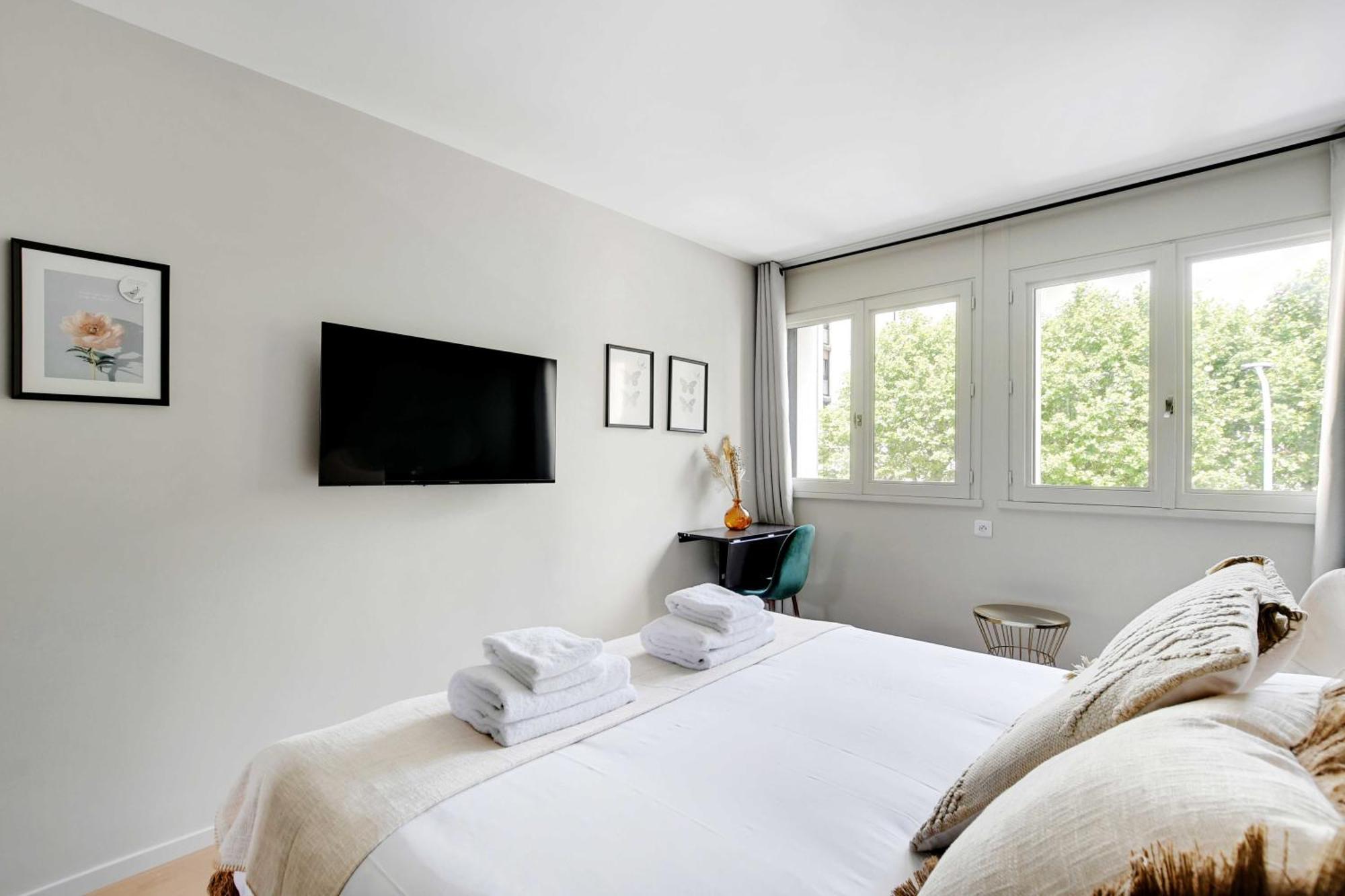 Green Suites Residence Meudon Velizy ภายนอก รูปภาพ